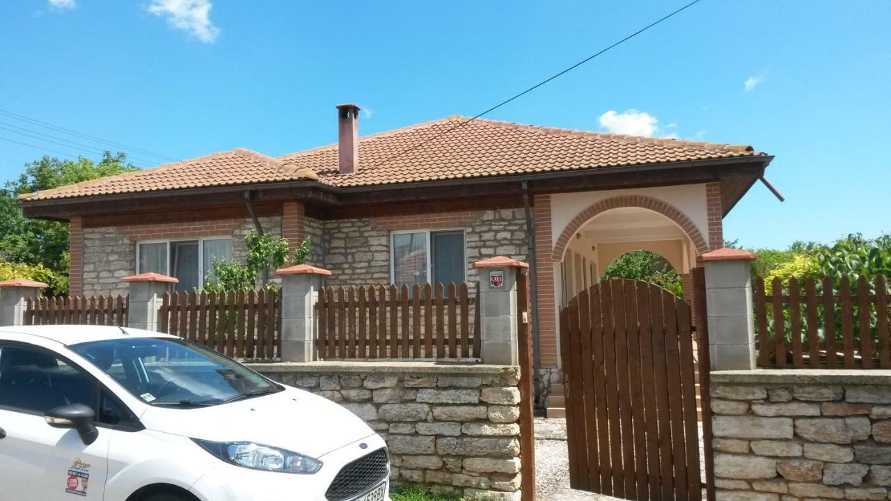 Sunny Villa Bulgarevo Exterior photo